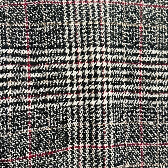 Unisex Houndstooth Pattern Black and White. - Picture 6 of 13